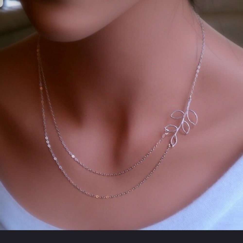 Double Chain Leaves Pendant Necklace